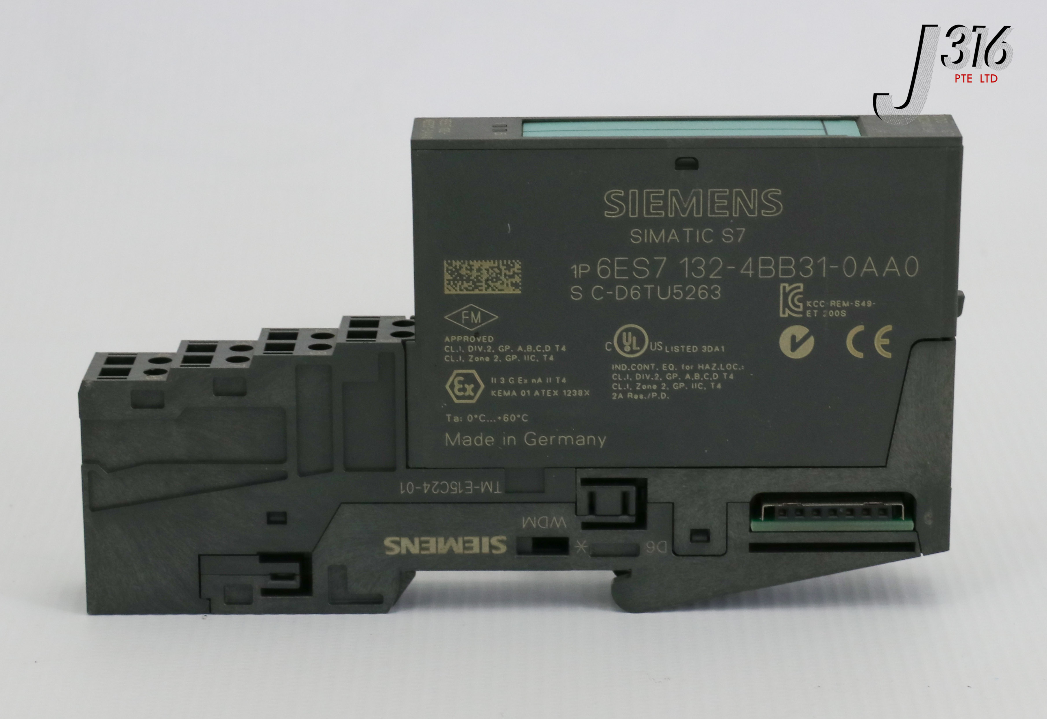 25488 SIEMENS 2 DIGITAL OUTPUT MODULE ST DC24V 2A 6ES7 132-4BB31